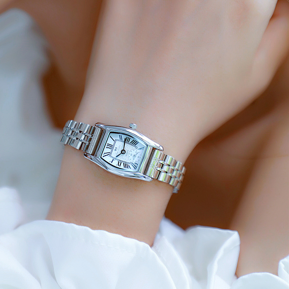 BS นาฬิกาผู้หญิงอเนกประสงค์สไต - Luxury Watch Green บทวิจารณ์และราคา